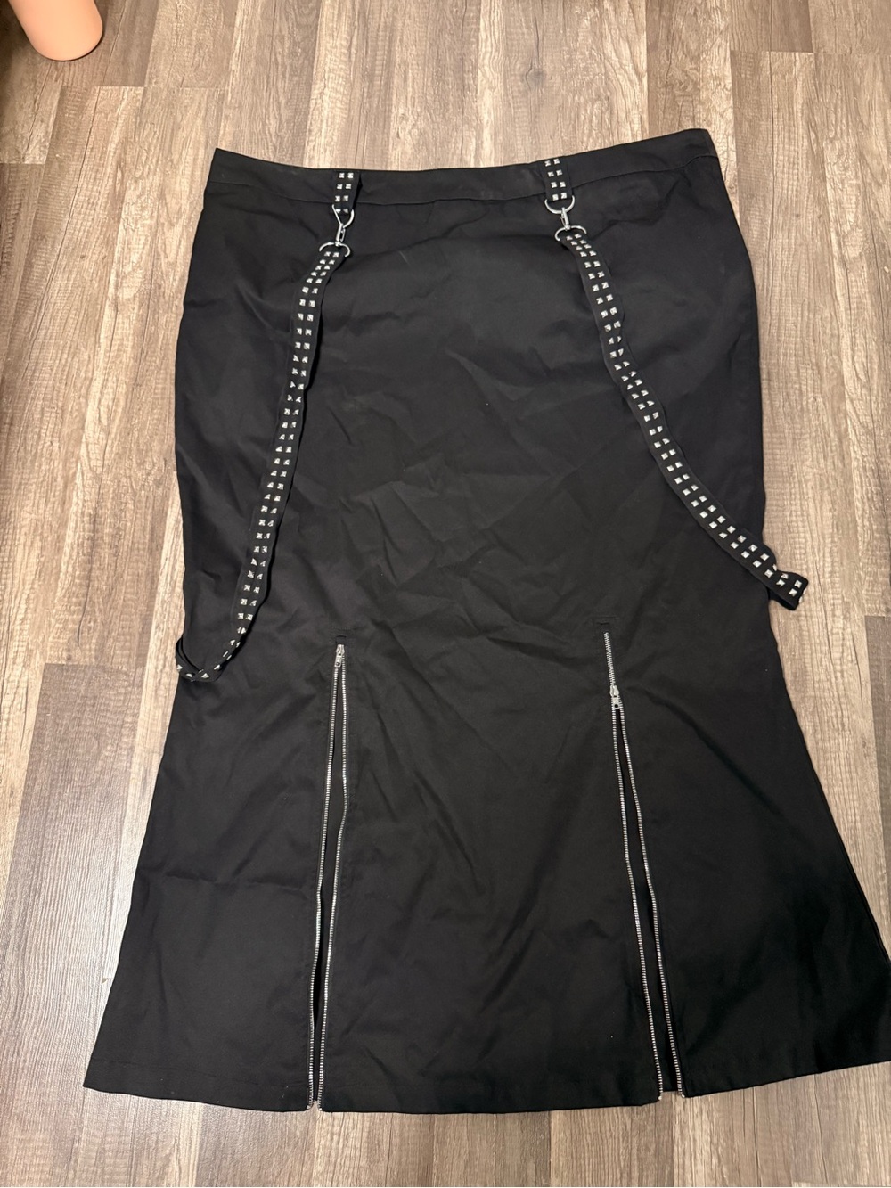 SHEIN Black Pencil Midi Skirt with Studded Strap and Front Zips